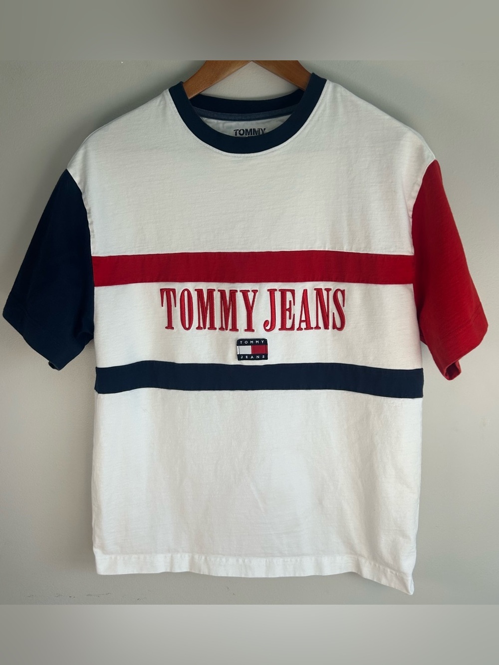 Tommy Jeans Skater Archive Block T-shirt Size S Flag Logo Embroidered Retro